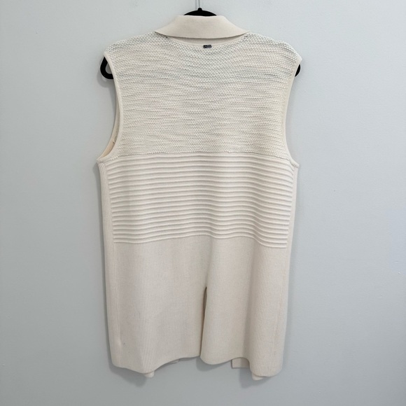 St. John Wool Blend Sleeveless Cardigan Sweater - Picture 6 of 8